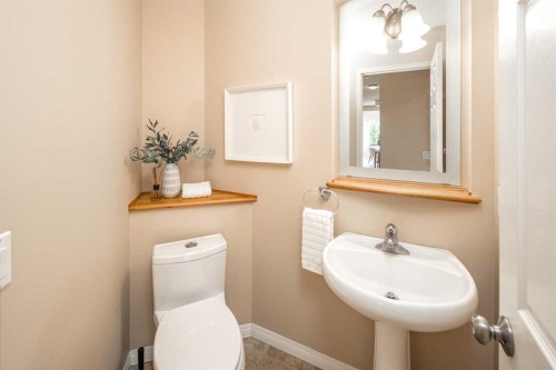 66 Royal Oak Grove Nw, Calgary, AB - Indoor Photo Showing Bathroom