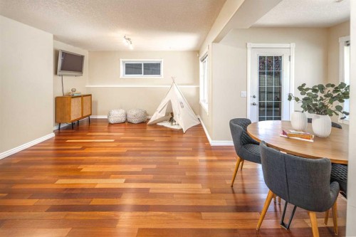 66 Royal Oak Grove Nw, Calgary, AB - Indoor Photo Showing Dining Room