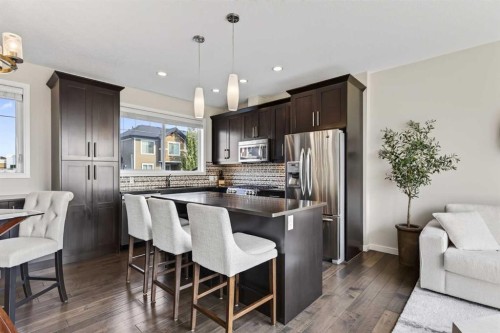 26 Nolan Hill Heights Nw, Calgary, AB 