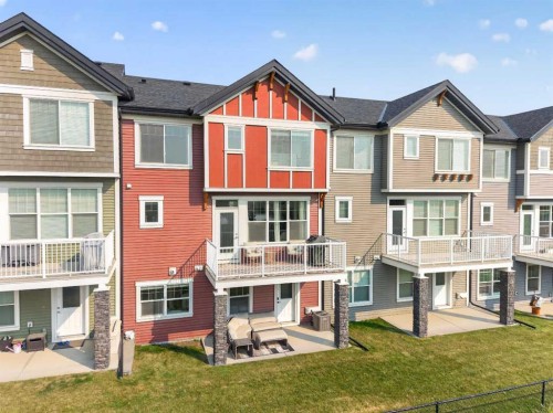 26 Nolan Hill Heights Nw, Calgary, AB 
