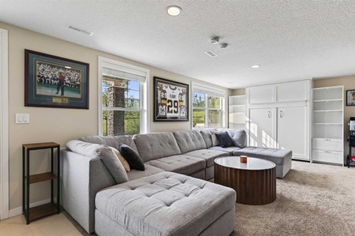 26 Nolan Hill Heights Nw, Calgary, AB 