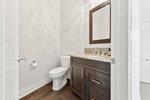 117 Spring Water Close, Heritage Pointe, AB - Indoor Photo Showing Bathroom