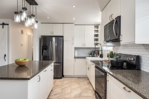9504 3 Street Se, Calgary, AB 