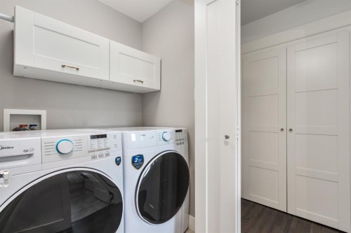 9504 3 Street Se, Calgary, AB 