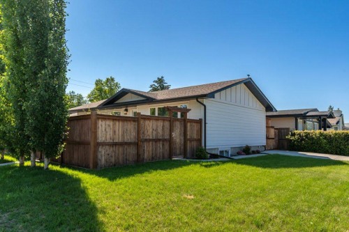 9504 3 Street Se, Calgary, AB 