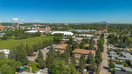 9504 3 Street Se, Calgary, AB 