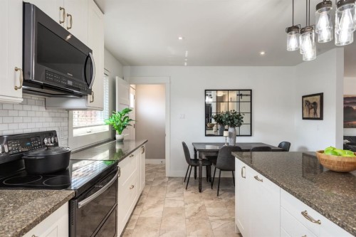 9504 3 Street Se, Calgary, AB 
