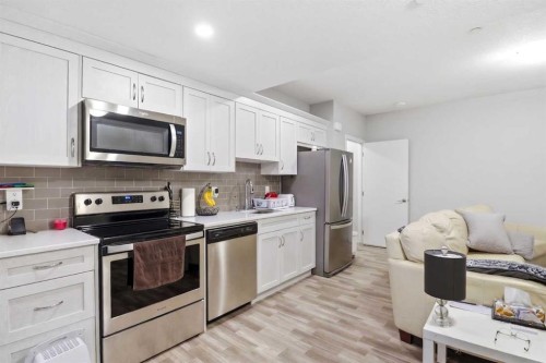39 Lucas Boulevard Nw, Calgary, AB 