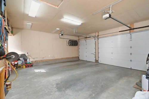 39 Lucas Boulevard Nw, Calgary, AB 