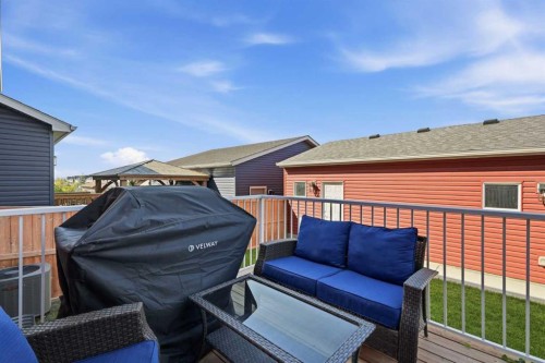 39 Lucas Boulevard Nw, Calgary, AB 