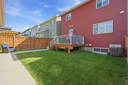 39 Lucas Boulevard Nw, Calgary, AB 