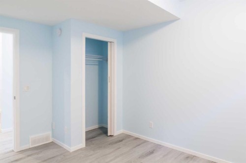 224 Kingston Way Se, Airdrie, AB - Indoor Photo Showing Other Room