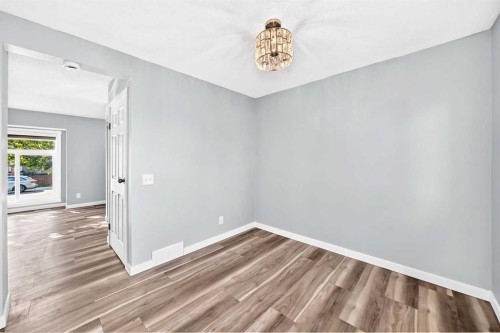 77 Martinbrook Road Ne, Calgary, AB 