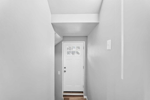 77 Martinbrook Road Ne, Calgary, AB 