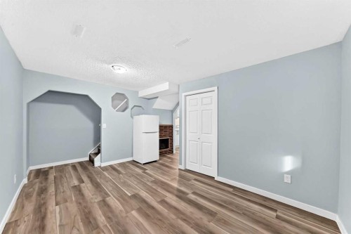 77 Martinbrook Road Ne, Calgary, AB 