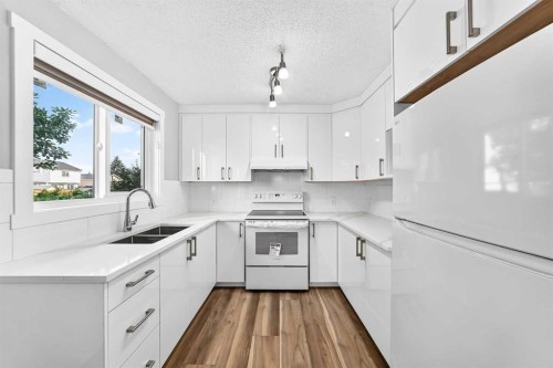 77 Martinbrook Road Ne, Calgary, AB 