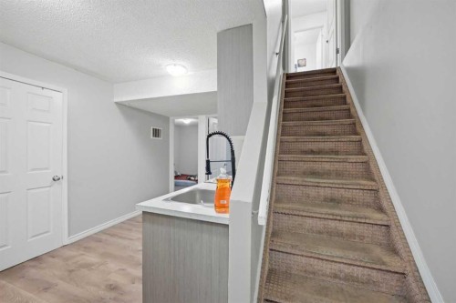 9 Martindale Crescent Ne, Calgary, AB - Indoor Photo Showing Other Room