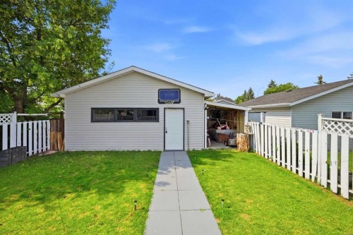 9 Martindale Crescent Ne, Calgary, AB - Outdoor