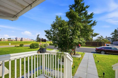 9 Martindale Crescent Ne, Calgary, AB - Outdoor