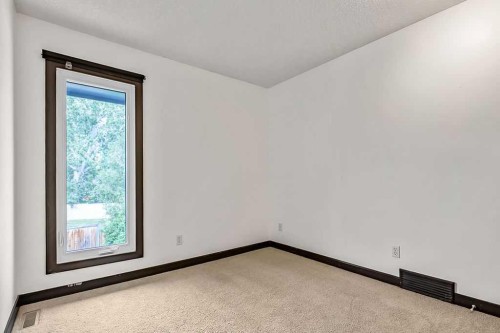 200 Bernard Drive Nw, Calgary, AB 