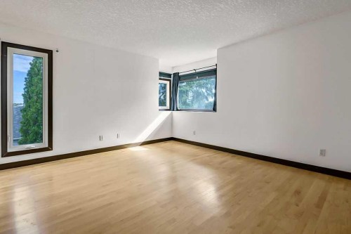 200 Bernard Drive Nw, Calgary, AB 