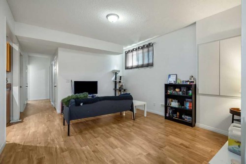 134 Prestwick Terrace Se, Calgary, AB - Indoor