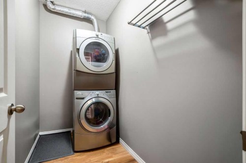134 Prestwick Terrace Se, Calgary, AB - Indoor Photo Showing Laundry Room