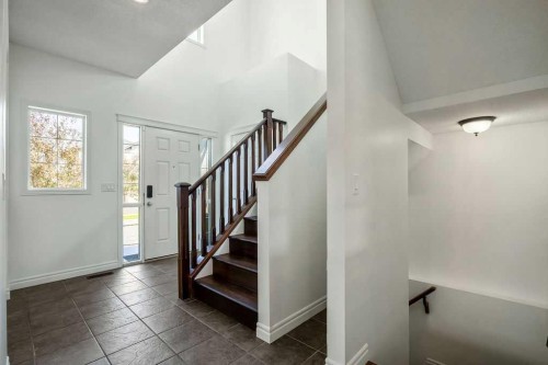 134 Prestwick Terrace Se, Calgary, AB - Indoor Photo Showing Other Room