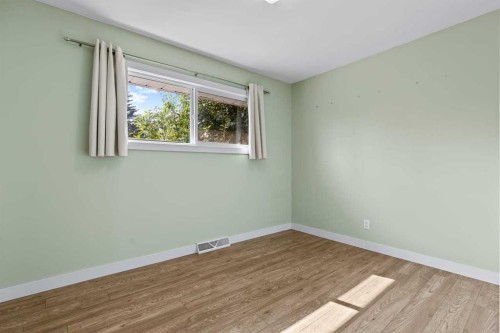 127 Fredson Drive Se, Calgary, AB - Indoor Photo Showing Other Room