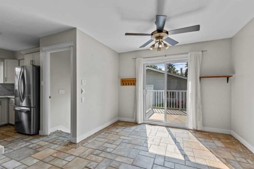 127 Fredson Drive Se, Calgary, AB - Indoor