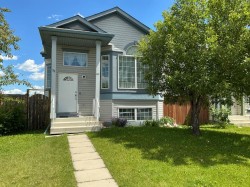98 Country Hills Heights NW Calgary, AB T3K 4Y6