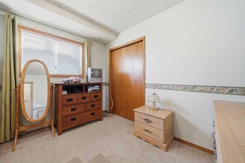 2855 Catalina Boulevard Ne, Calgary, AB - Indoor