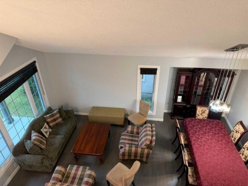376 Sunlake Road Se, Calgary, AB 