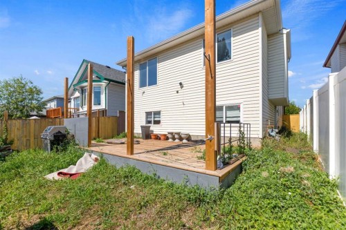 139 Los Alamos Place Ne, Calgary, AB - Outdoor