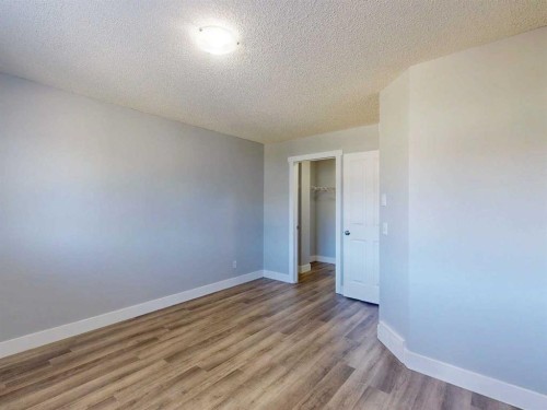 75 Panatella Villas Nw, Calgary, AB 