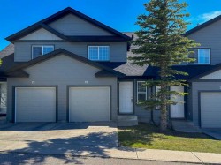 75 Panatella Villas NW Calgary, AB T3K 0G6
