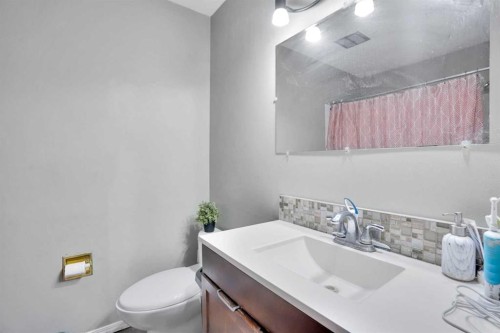 707 Whitehill Way Ne, Calgary, AB 