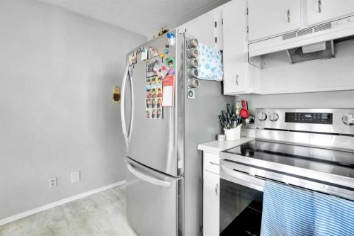 707 Whitehill Way Ne, Calgary, AB 