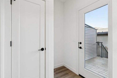 294 Belvedere Avenue Se, Calgary, AB - Indoor Photo Showing Other Room