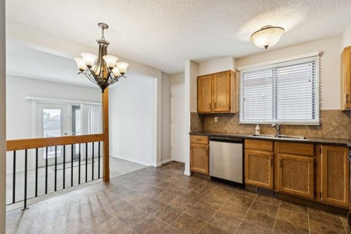 568 Strathcona Drive Sw, Calgary, AB 