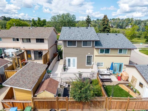 568 Strathcona Drive Sw, Calgary, AB 