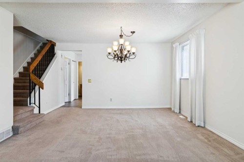 568 Strathcona Drive Sw, Calgary, AB 