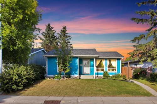 20 Falton Way Ne, Calgary, AB - Outdoor