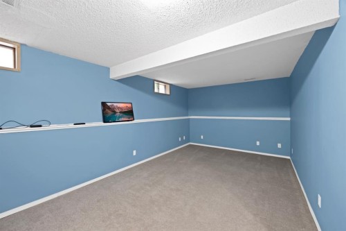 20 Falton Way Ne, Calgary, AB - Indoor Photo Showing Other Room