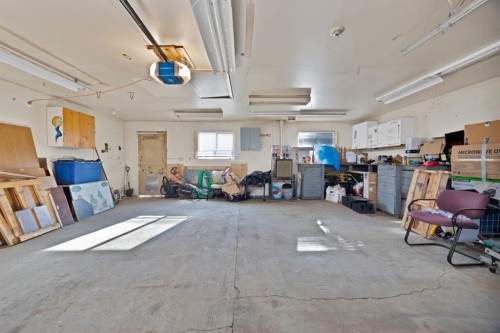20 Falton Way Ne, Calgary, AB - Indoor Photo Showing Garage