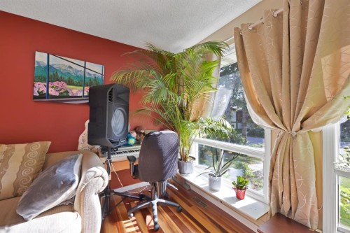 20 Falton Way Ne, Calgary, AB - Indoor
