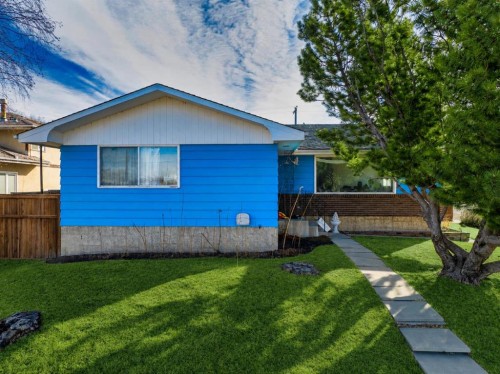 5424 37 Street Sw, Calgary, AB 