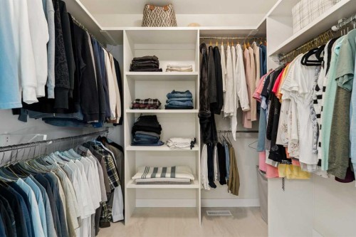 5 Sienna Hills Court Sw, Calgary, AB - Indoor With Storage