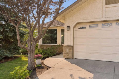 5 Sienna Hills Court Sw, Calgary, AB - Outdoor With Exterior