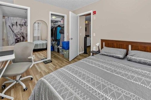 208-2000 Applevillage Court Se, Calgary, AB - Indoor Photo Showing Bedroom